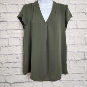 Halogen Top Womens Size Small V Neck Cap Sleeves Olive Green